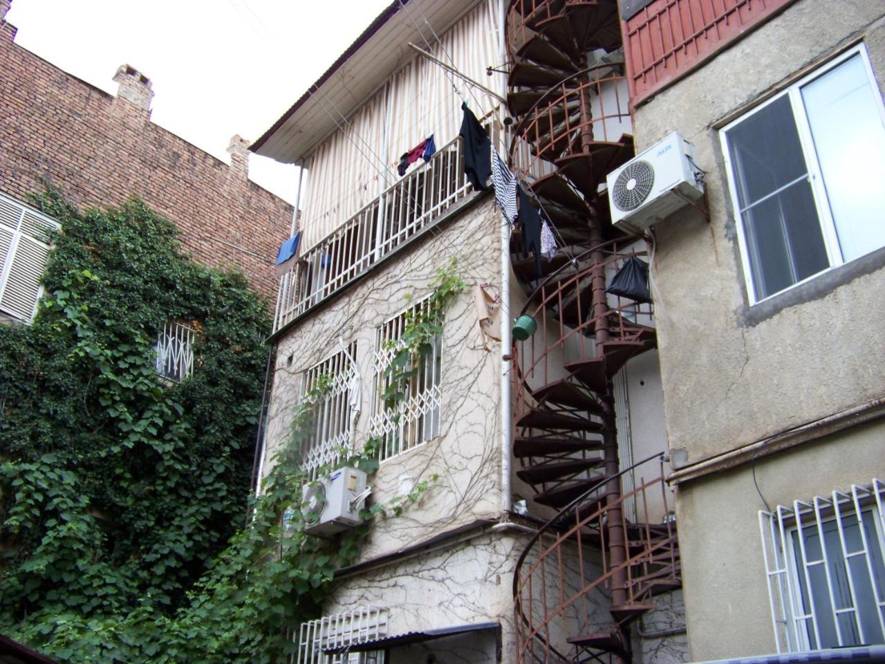 Hostel Soul Kitchen Tbilisi Exterior foto